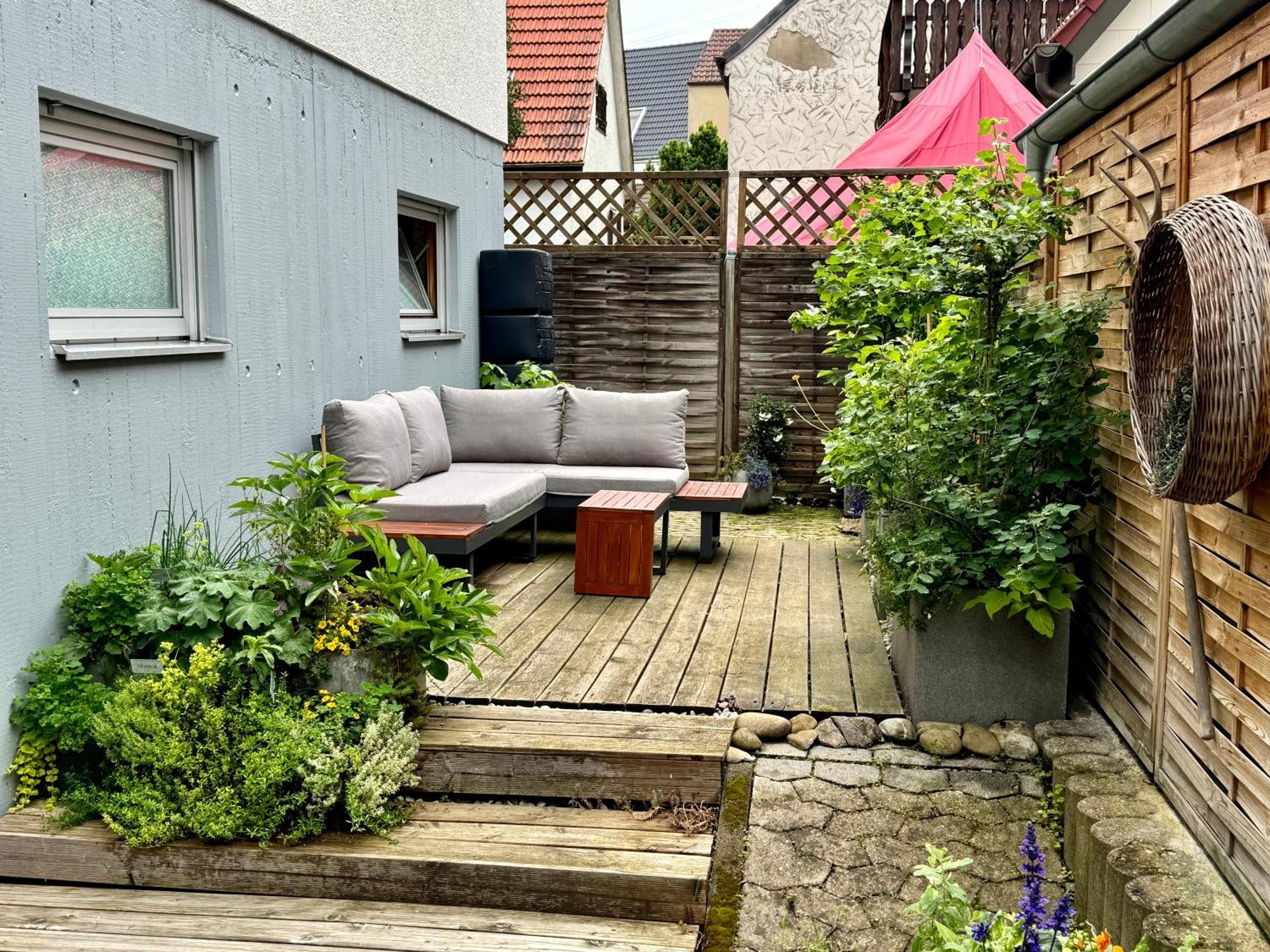 Schwabennestle - Ferienwohnung Albstadt-Onstmettingen Esterno foto